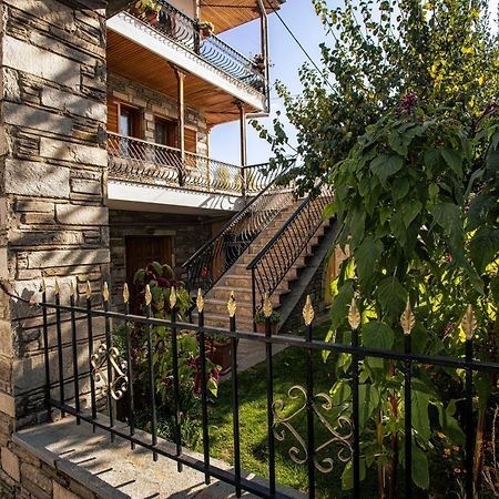 Georgia'S Guesthouse Кастория Экстерьер фото