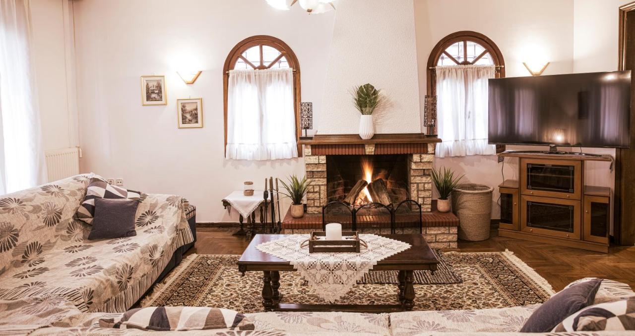 Georgia'S Guesthouse Кастория Экстерьер фото