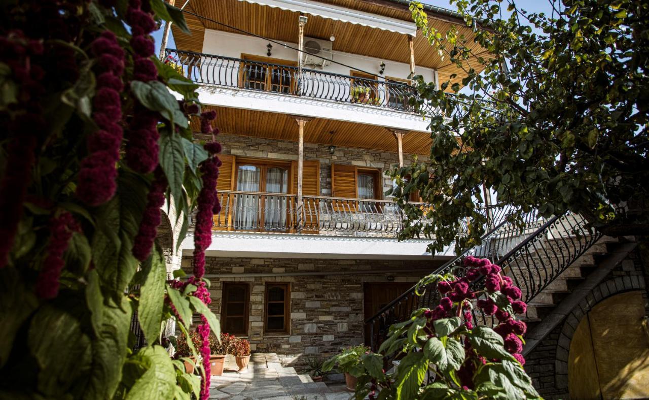 Georgia'S Guesthouse Кастория Экстерьер фото